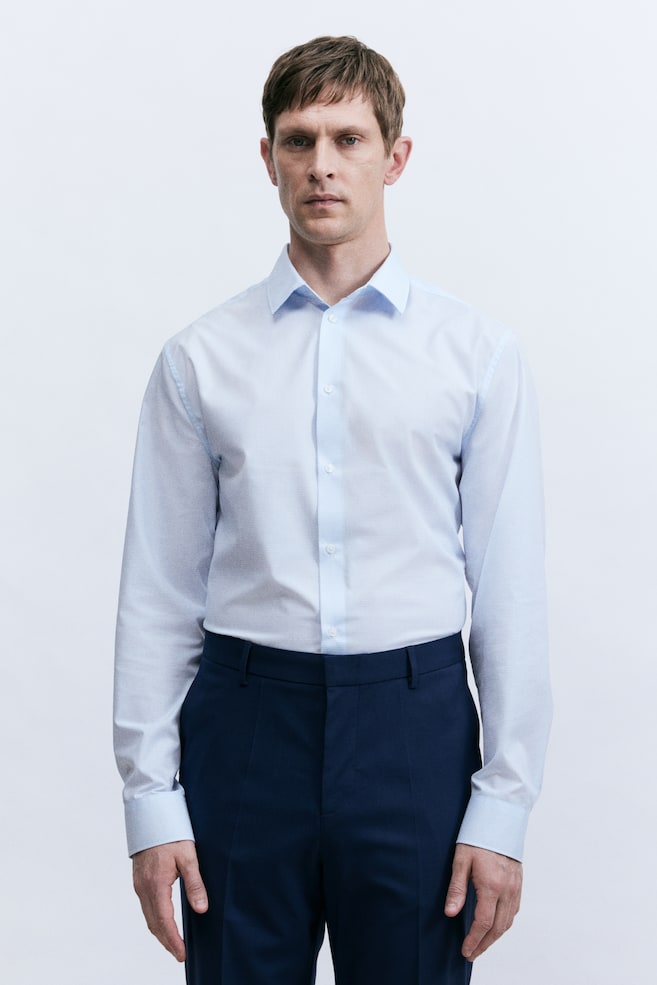 

Рубашка облегающего кроя, легко гладится H&M, голубой
