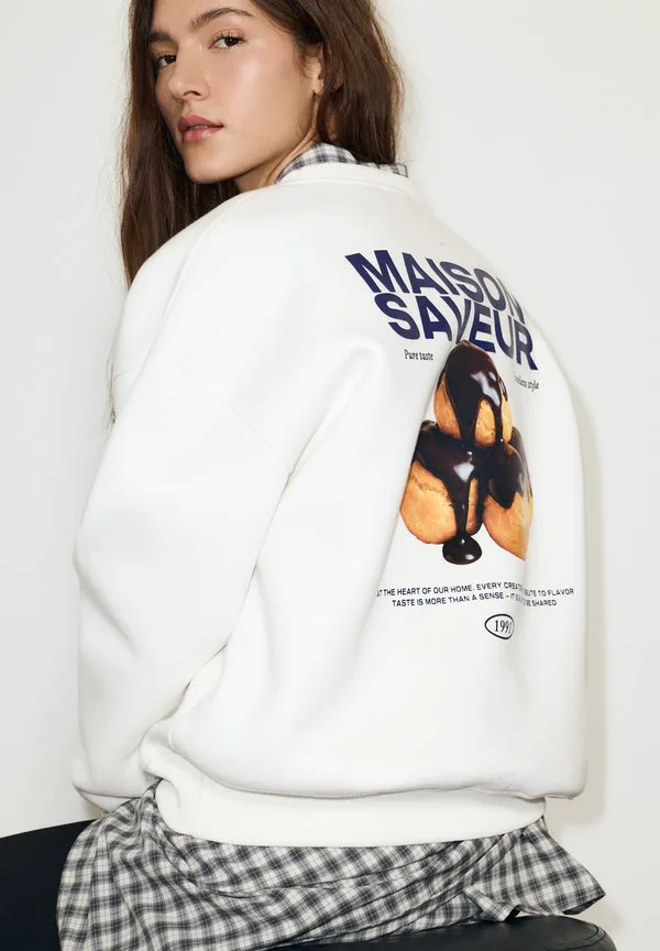 

Толстовка с графическим принтом "профитроль" Pull&Bear, White, Белый, Толстовка с графическим принтом "профитроль" Pull&Bear, White