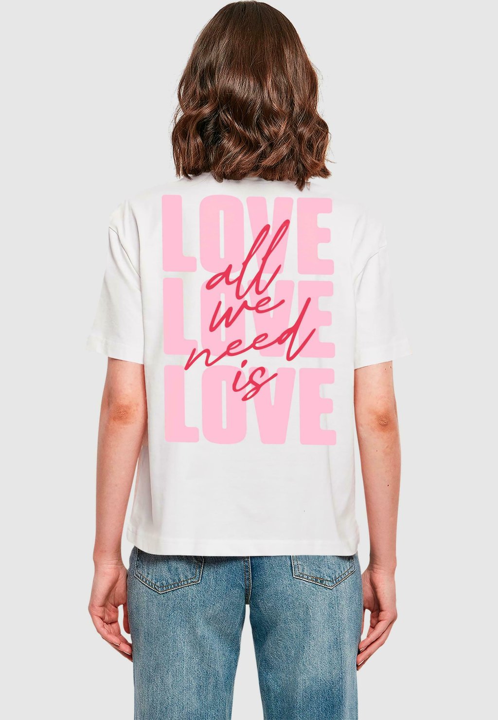 

Футболка с принтом ALL WE NEED IS LOVE TEE Mister Tee, белый