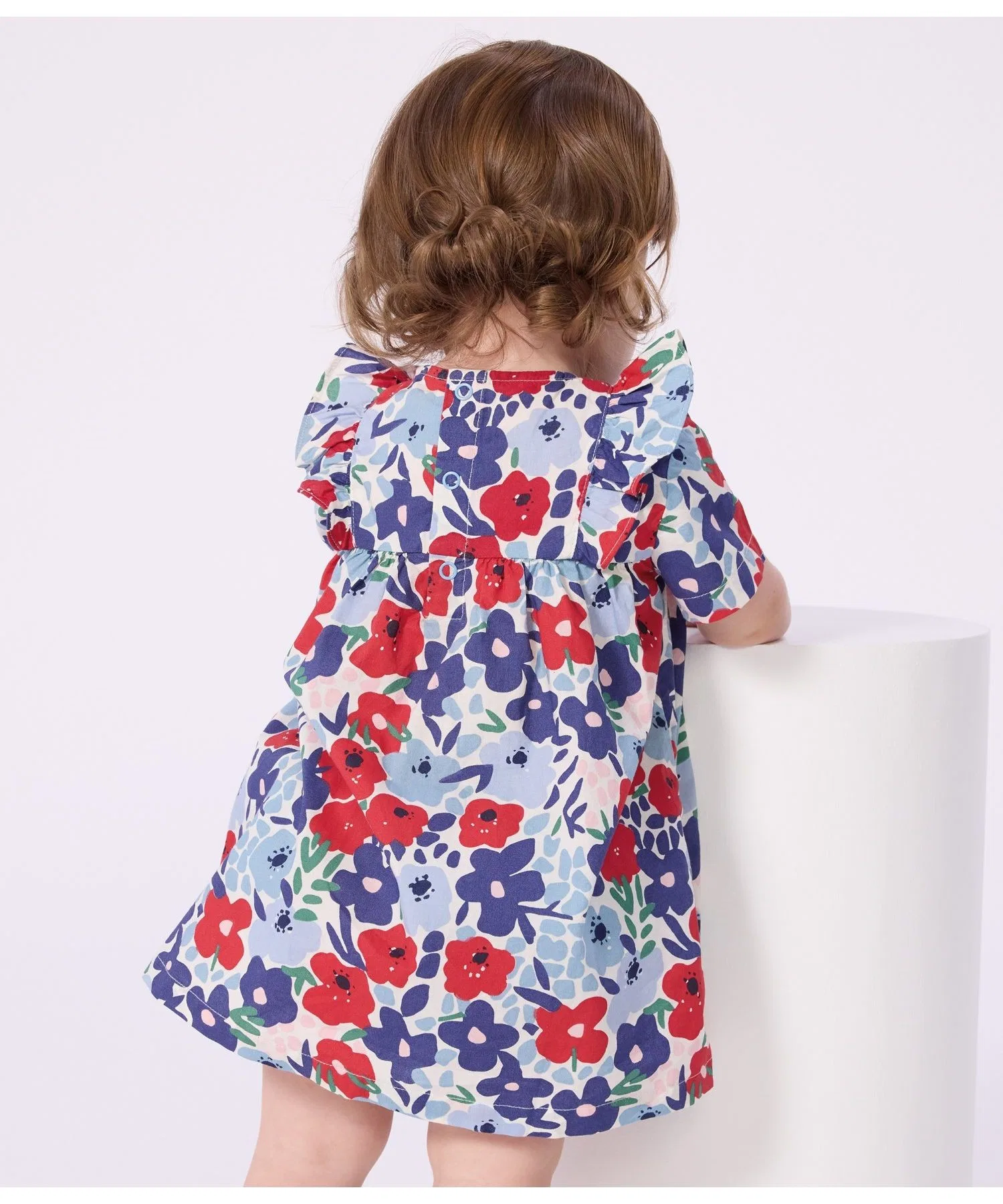 Детское платье с цветочным принтом и трусиками Petit Bateau белое — фото 2