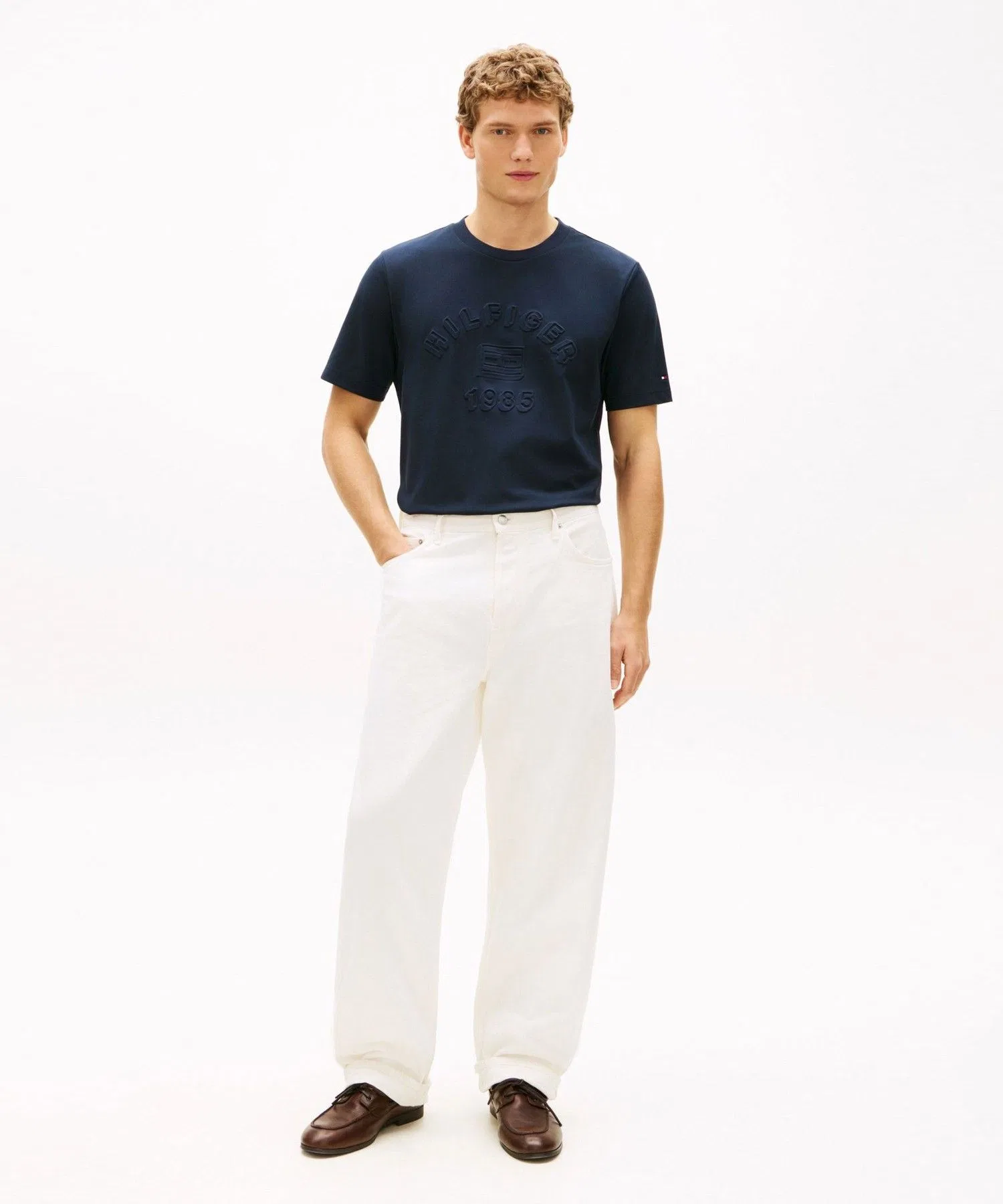 Мужская футболка TOMMY HILFIGER ICON PIQUE INTERLOCK GRAPHIC TEE — фото 3