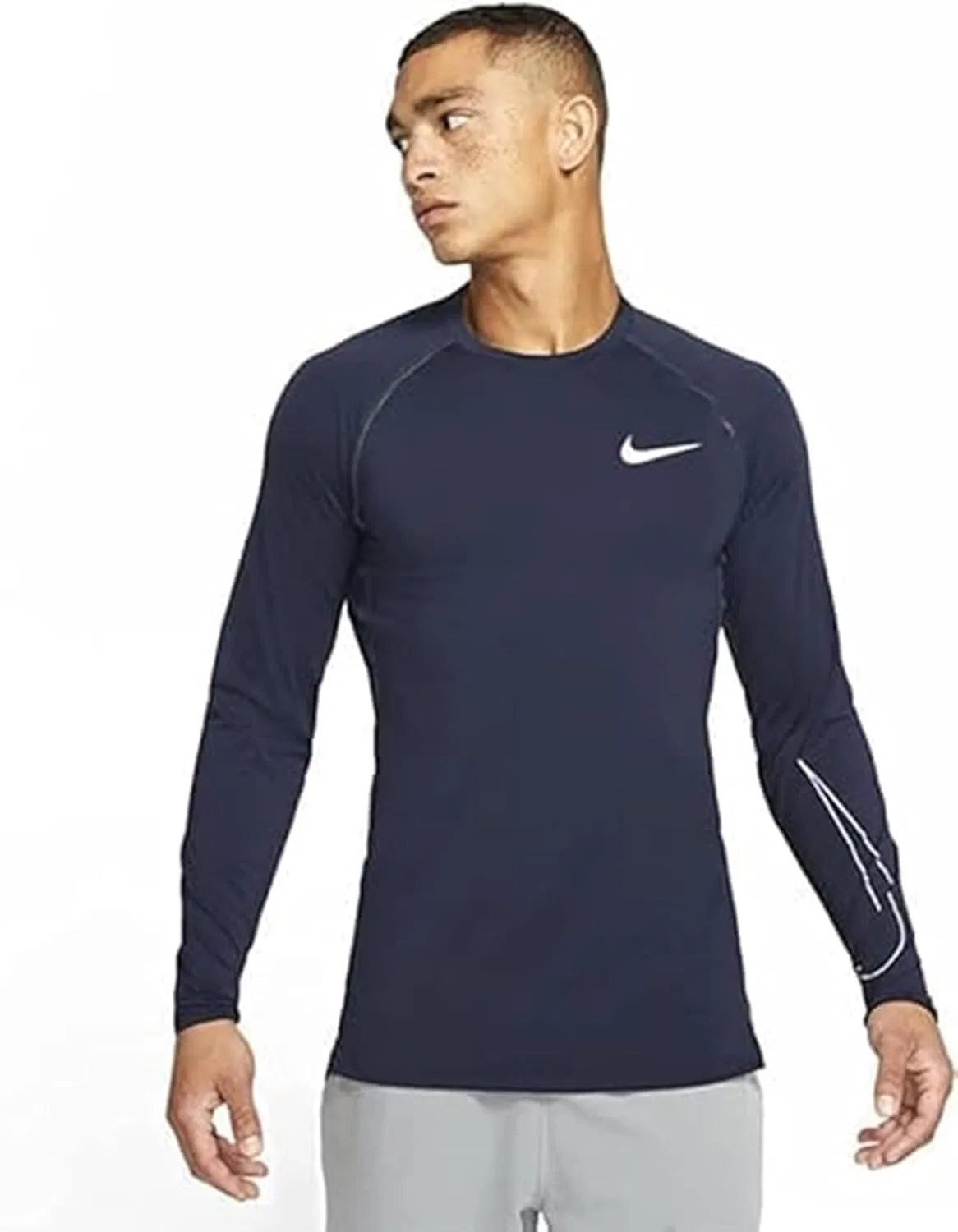Футболка тренировочная Nike Pro Dri-FIT, обсидиан/фиолетовый