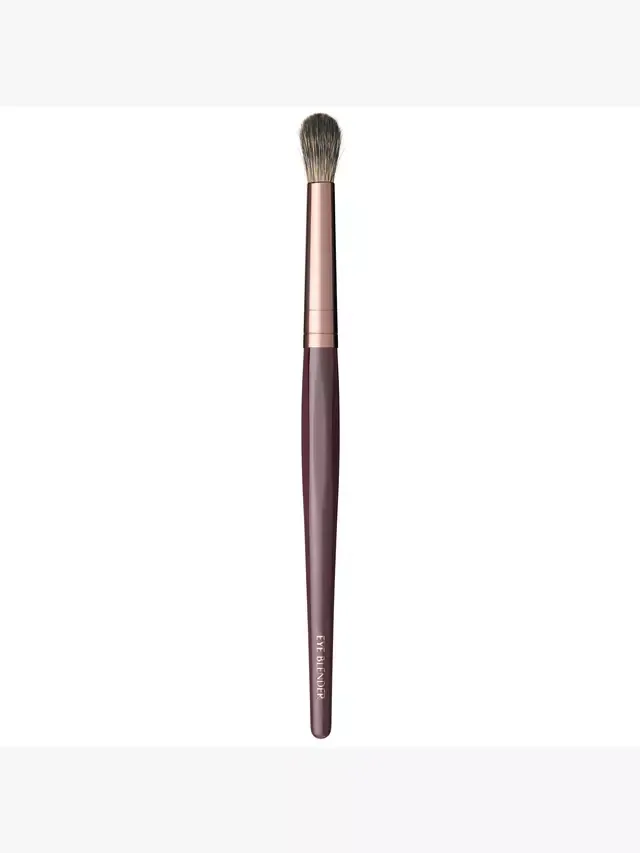 Кисть для растушевки теней Charlotte Tilbury — фото 2