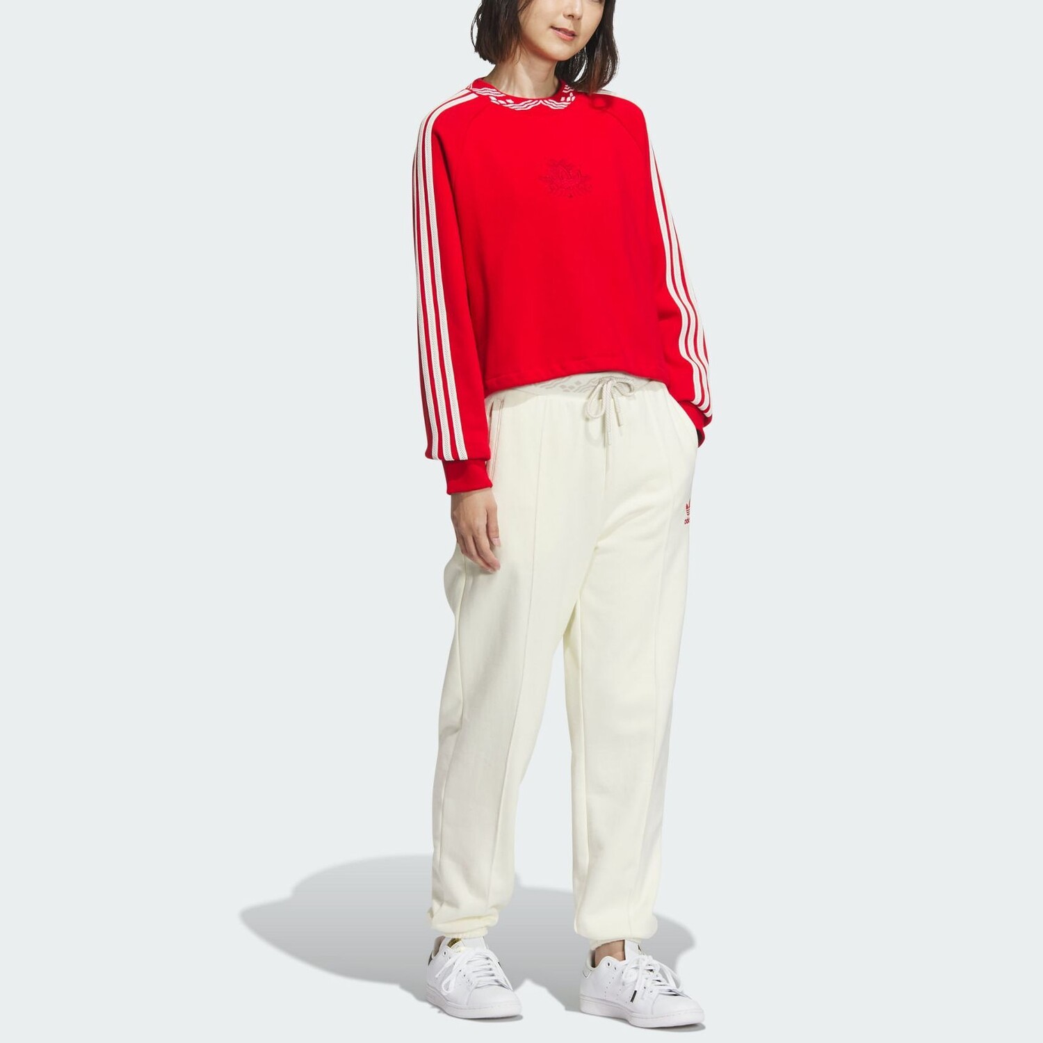 FEIFEI RUAN CO-BRANDED MODEL Толстовка женская красная Adidas Originals — фото 4