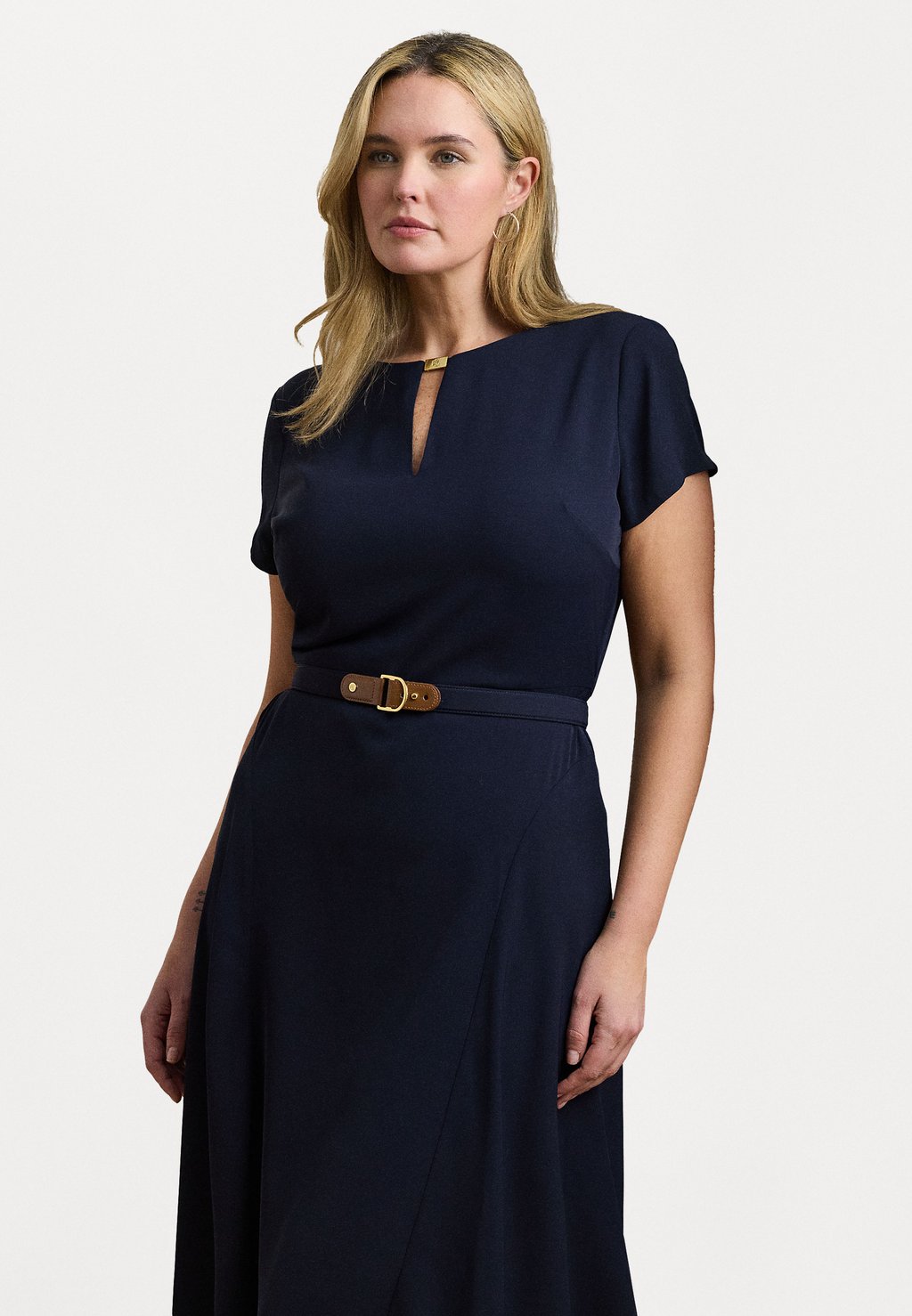 

Повседневное платье BELTED GEORGETTE DRESS Lauren Ralph Lauren Woman, темно-синий