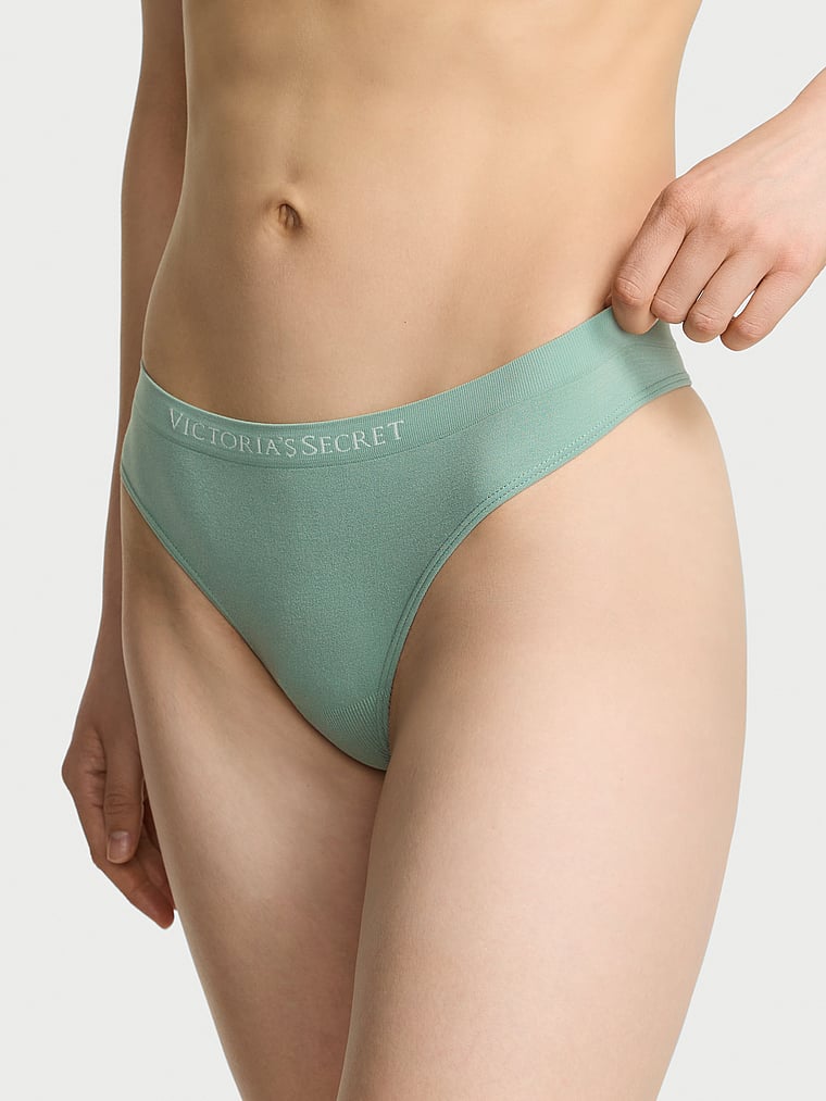 

Бесшовные трусики-стринги Seamless, solid seasalt green