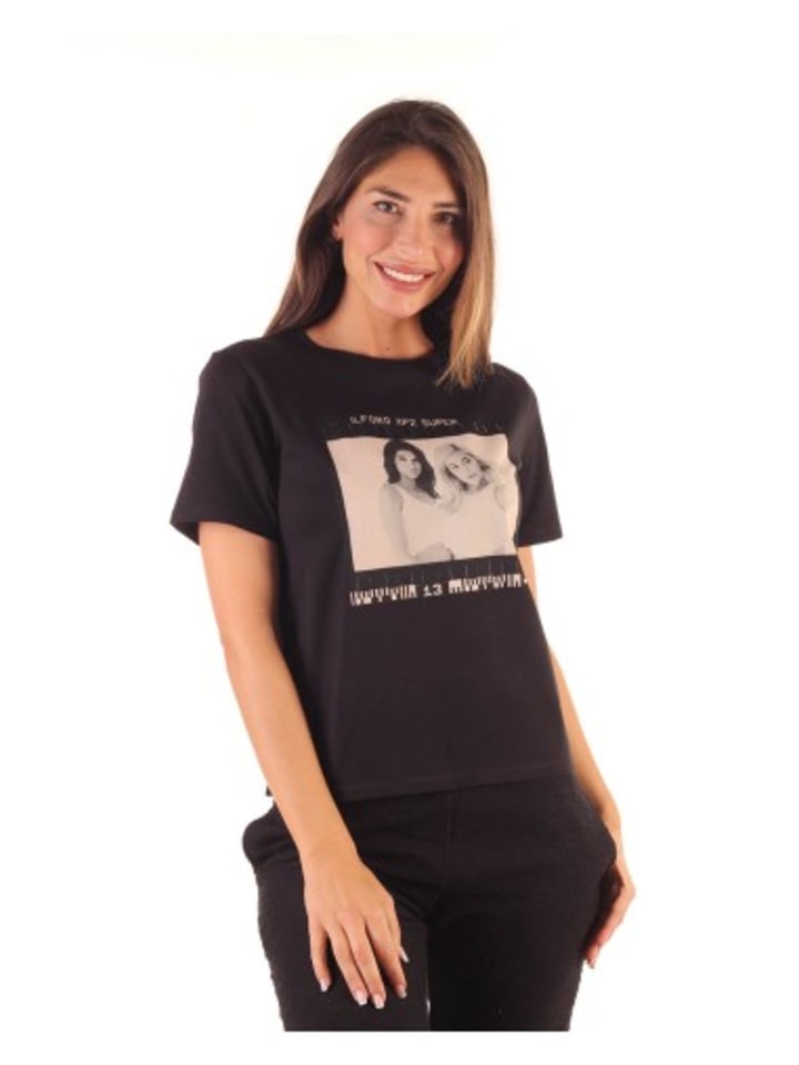 

Футболка Kendall + Kylie, черный