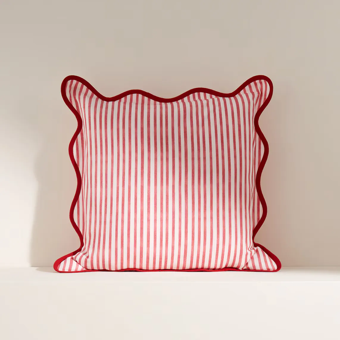 

Декоративная подушка Stripes El Corte Inglés, красный
