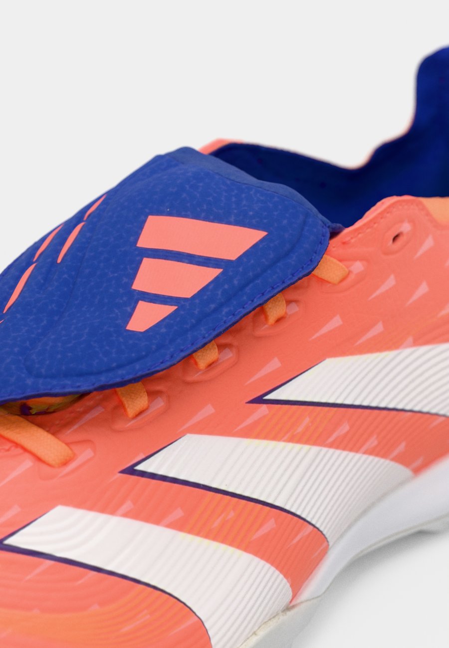 Кроссовки Adidas Performance PREDATOR LEAGUE FOLD-OVER TONGUE TURF FOOTBALL BOOTS, Signal Coral/Footwear White/Beam Orange/Coral — фото 3