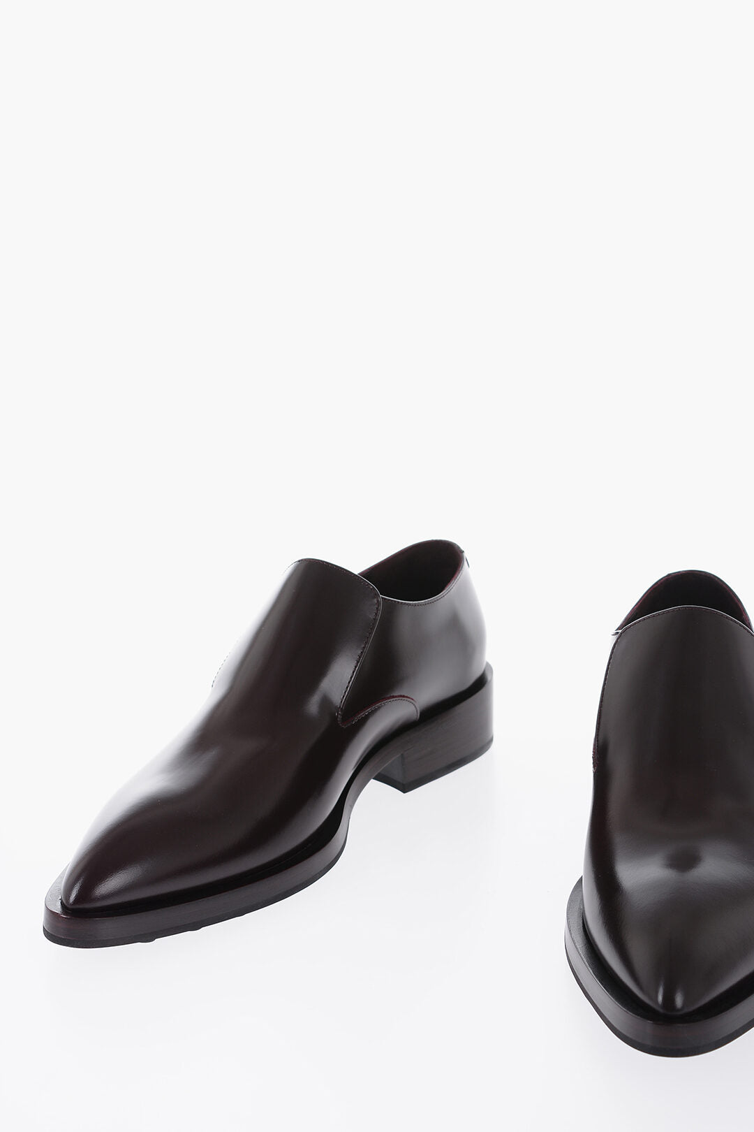 

Кожаные остроносые мокасины Jil Sander с резиновой подошвой