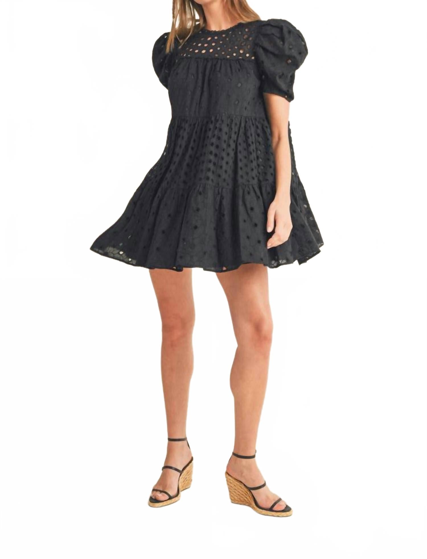 

Кери с открытыми деталями мини-платье бабидол в черном &merci