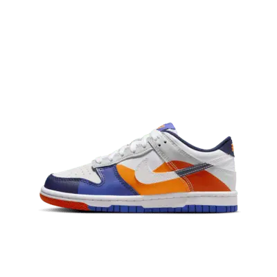 

Кроссовки Nike Dunk Low SE, цвет White/Light Silver/Midnight Navy/White