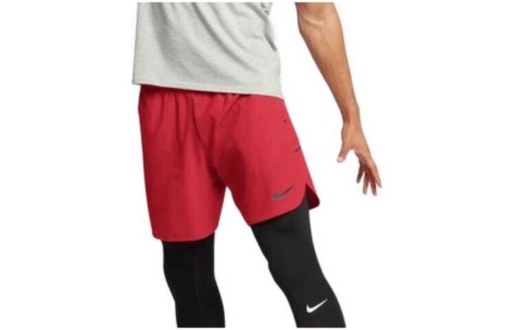 

Повседневные шорты мужские красные Nike, красный