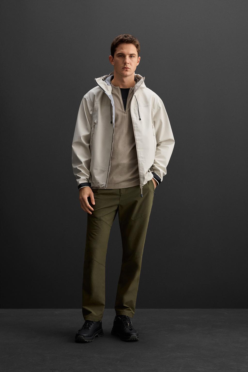 

Водонепроницаемая техническая куртка ZARA, цвет Stone