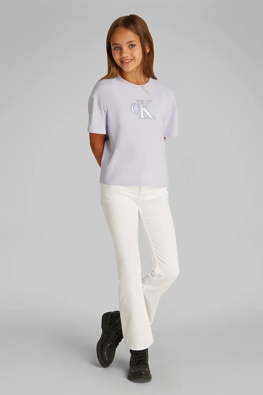 

Детская футболка Calvin Klein Jeans, фиолетовый