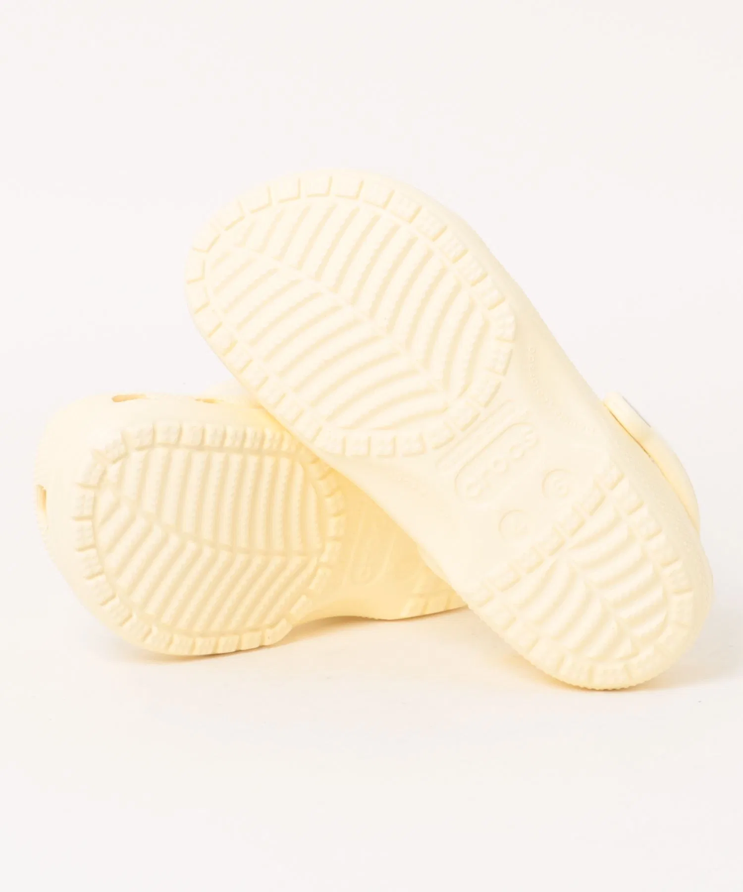 Мужские сандалии Crocs CLASSIC CLOG YELLOW — фото 3