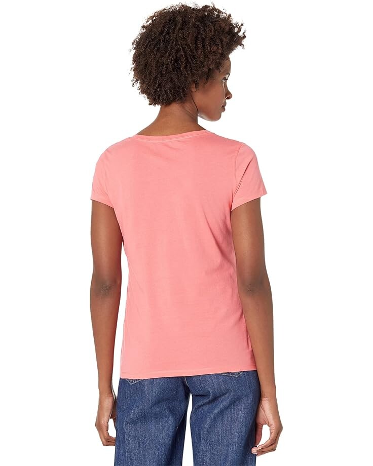 

Футболка U.S. POLO ASSN. Iconic V-Neck Tee, цвет Calypso Coral