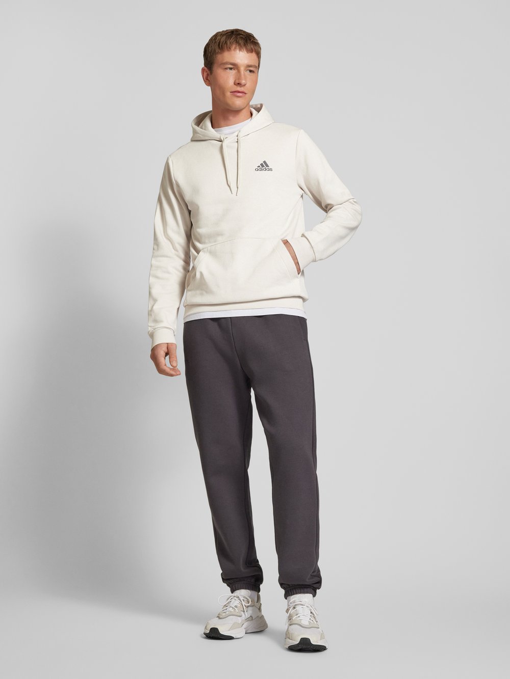 

Толстовка с капюшоном ADIDAS SPORTSWEAR, бежевый