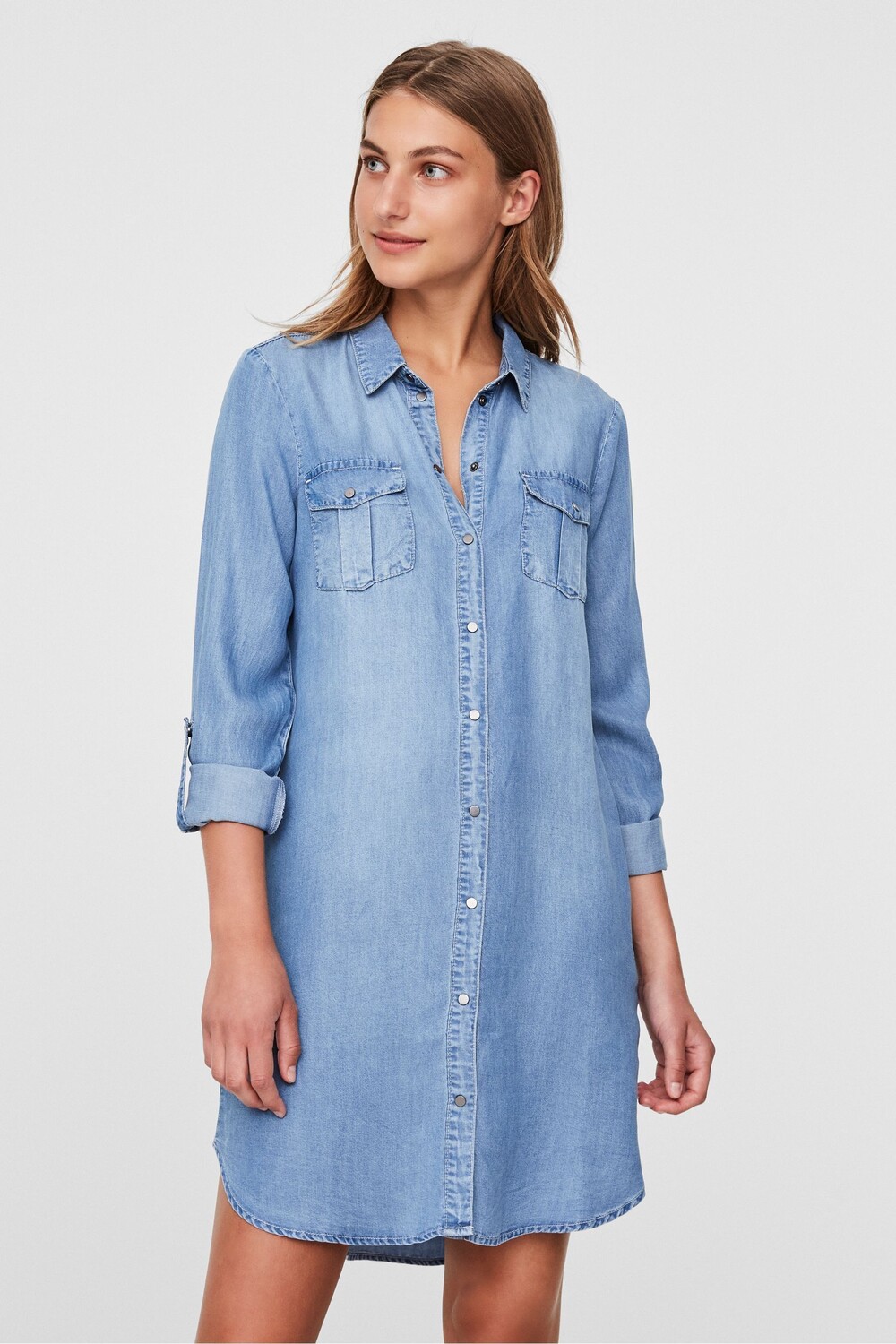 

Легкое джинсовое платье-рубашка Vero Moda, синий