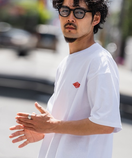 

Футболка с коротким рукавом, принтом на спине и вышивкой GERRY, белый