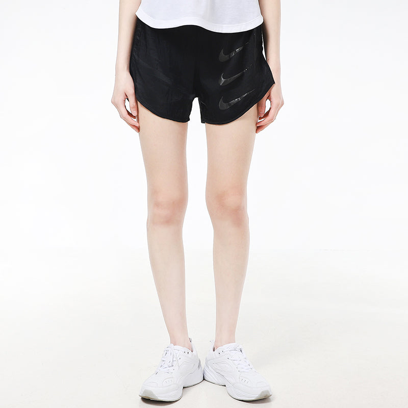 Шорты (WMNS) Nike As Nk Run Dvn Tmpo Luxe 2in1 3 Woven Shorts Black DA1281-010 — фото 3