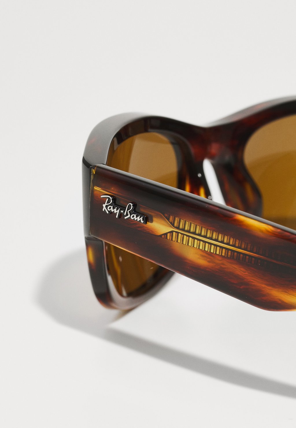 

Солнцезащитные очки BALORAMA XL UNISEX Ray-Ban, коричневый