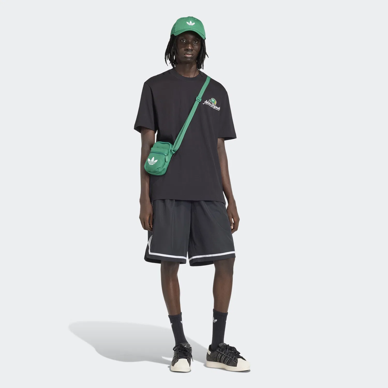Футболка Adidas Originals серого цвета — фото 4