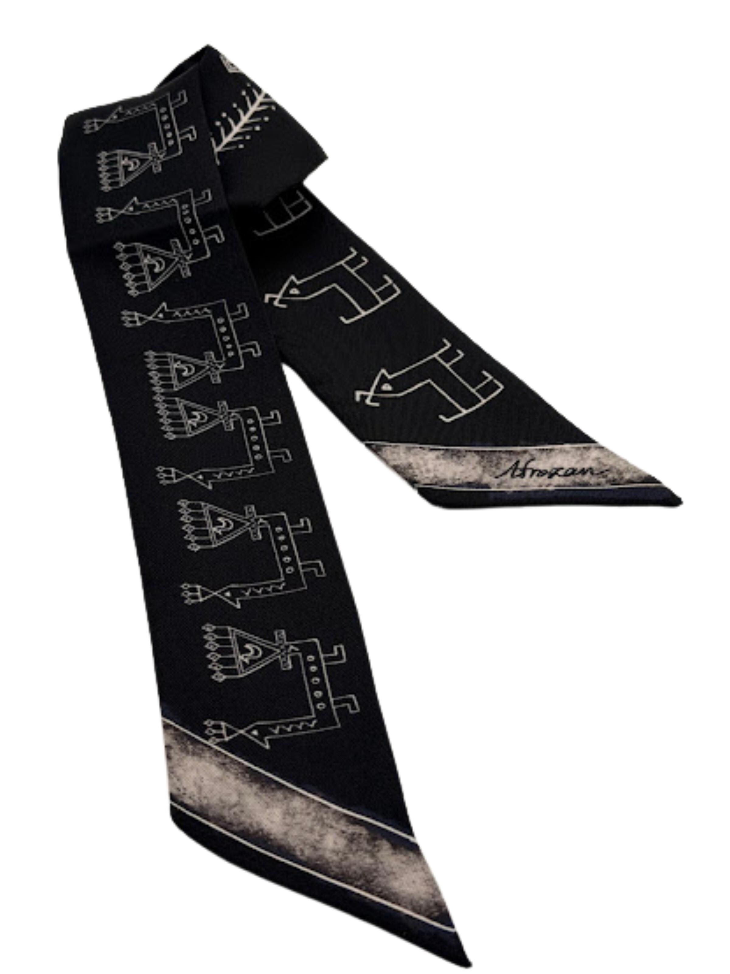 

AFROZAN Шарф 'Black & White Silk Twilly - Symbolic Motifs' в черном цвете
