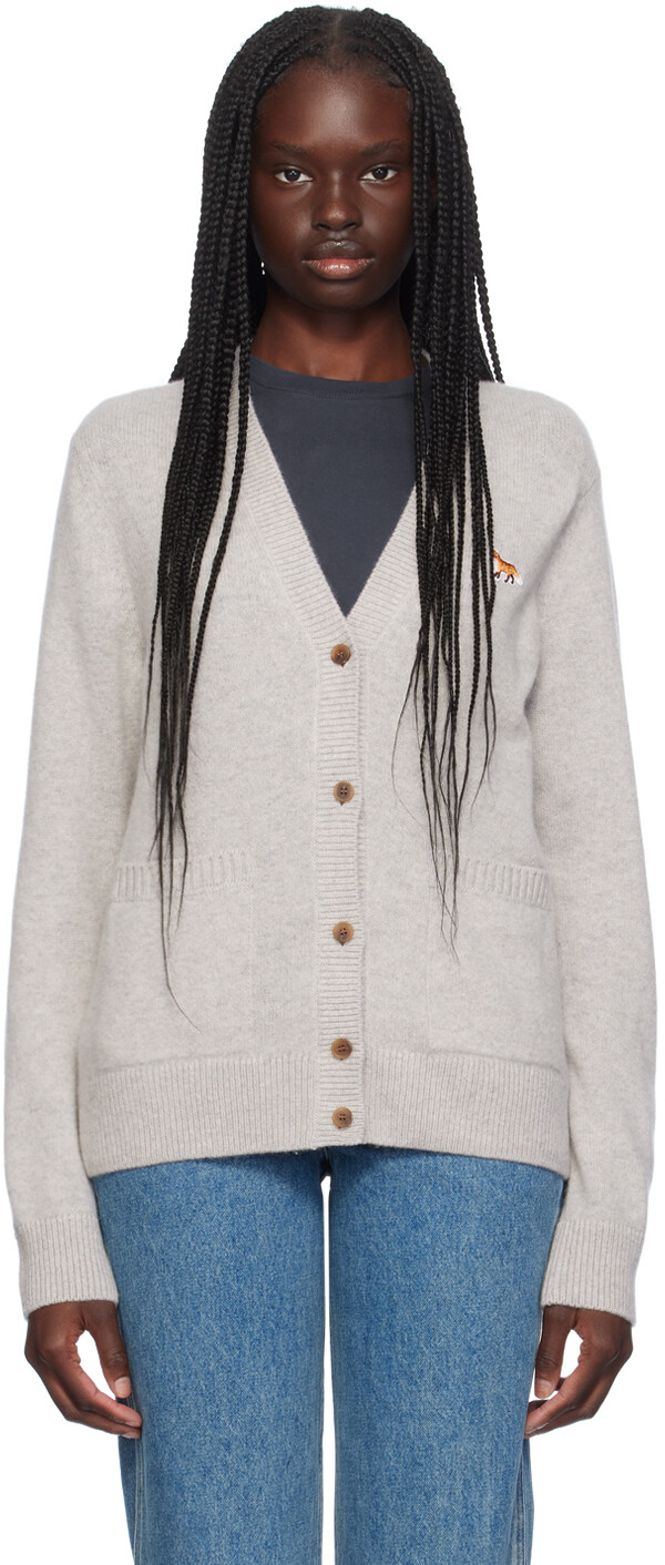 

Серый кардиган из лисьего меха Maison Kitsune