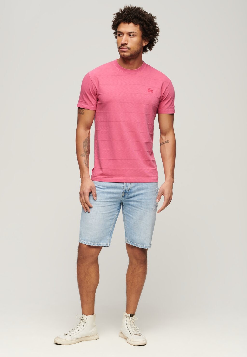 

Базовая футболка Superdry, розовый