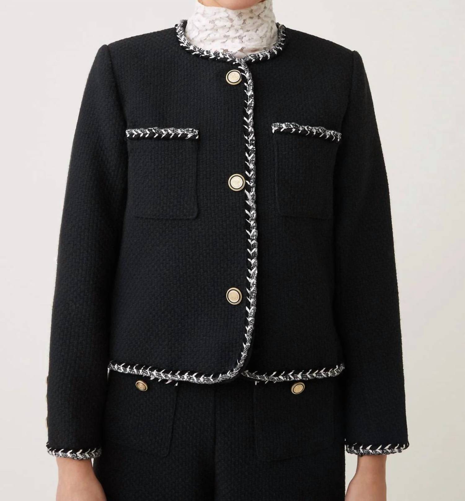 

Черная куртка Donna Suncoo