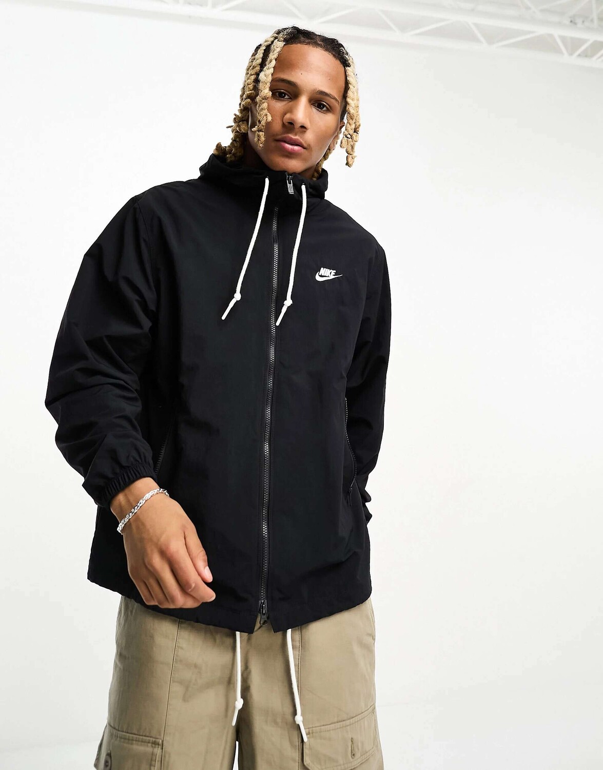 

Черная зимняя тканая куртка Nike Windrunner, Черный, Черная зимняя тканая куртка Nike Windrunner