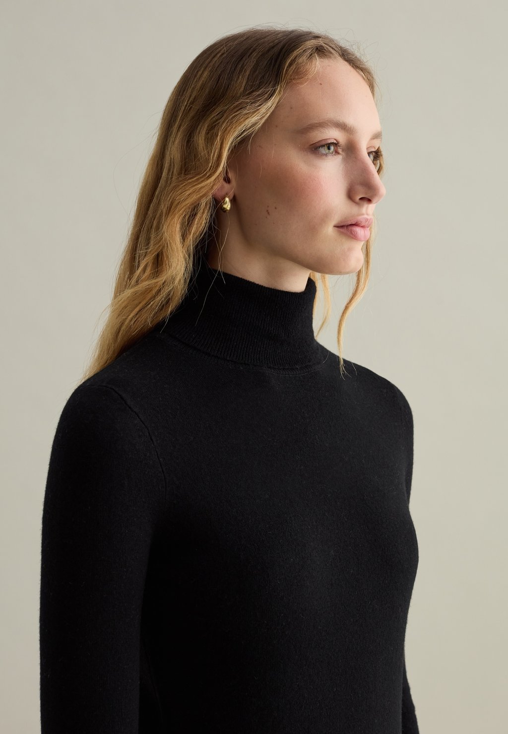 

Джемпер TURTLENECK PIOMBO, черный