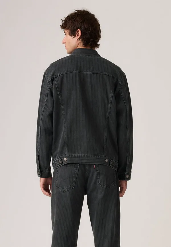 Джинсовая куртка свободного кроя в стиле дальнобойщика Levi'S, Onyx Badge — фото 2