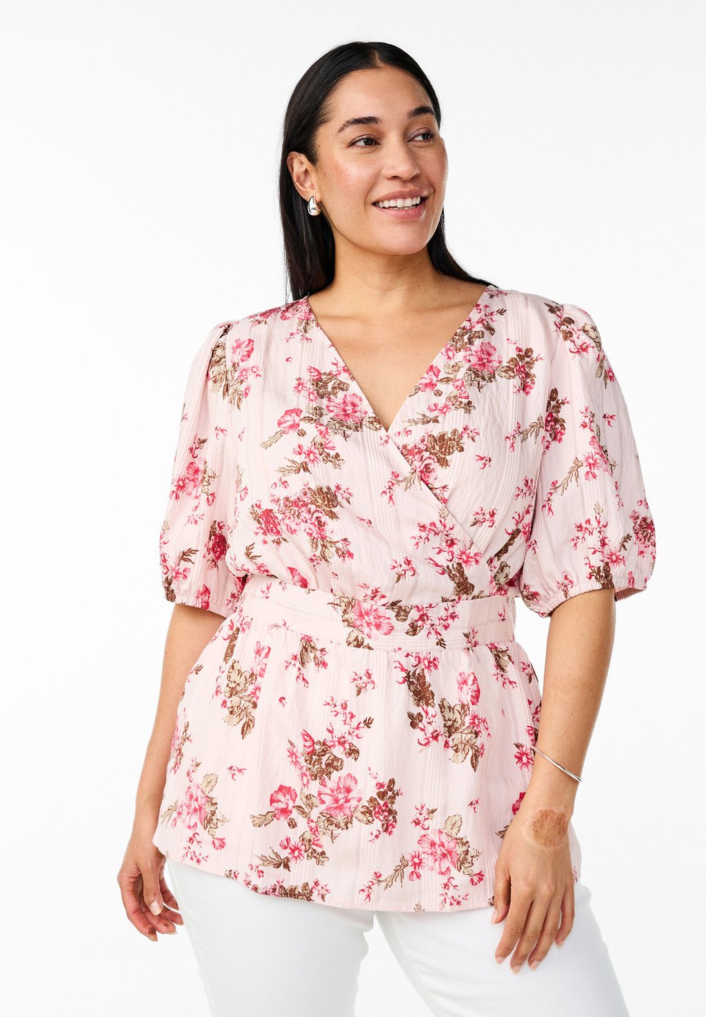 

Блуза GEBLÜMTE UND GERAFFTER TAILLE Zizzi, розовый
