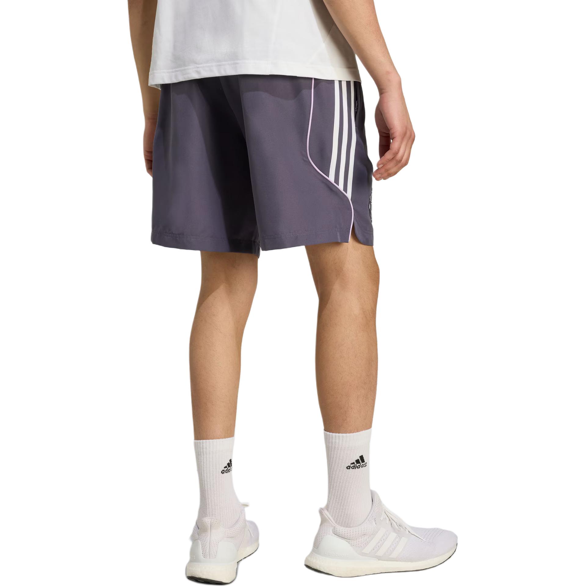 Мужские шорты Manchester United SS25 Adidas, фиолетовый — фото 4
