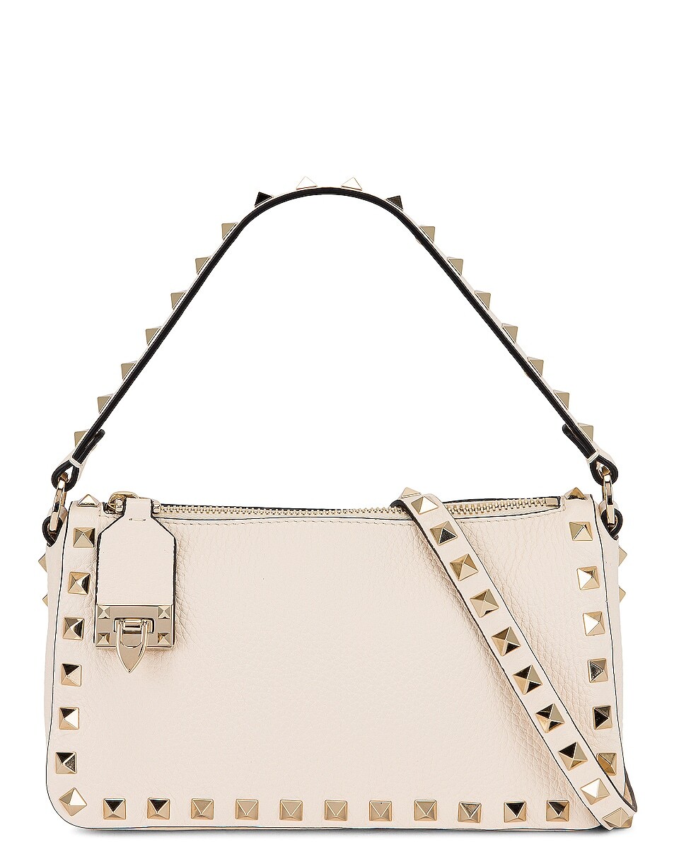 

Сумка мини Valentino Garavani Small Rockstud Shoulder, цвет Light Ivory