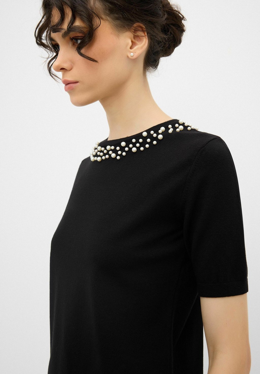 

Футболка с принтом PEARL DETAILED SHORT SLEEVE adL, черный