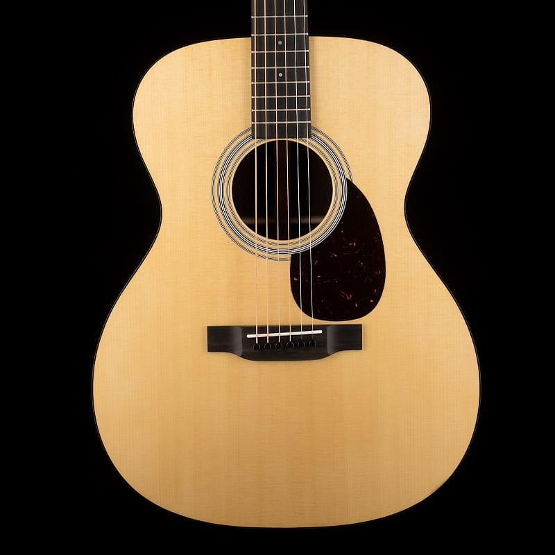 

Акустическая гитара Martin OM-21 Standard Series Acoustic Guitar Natural with Case