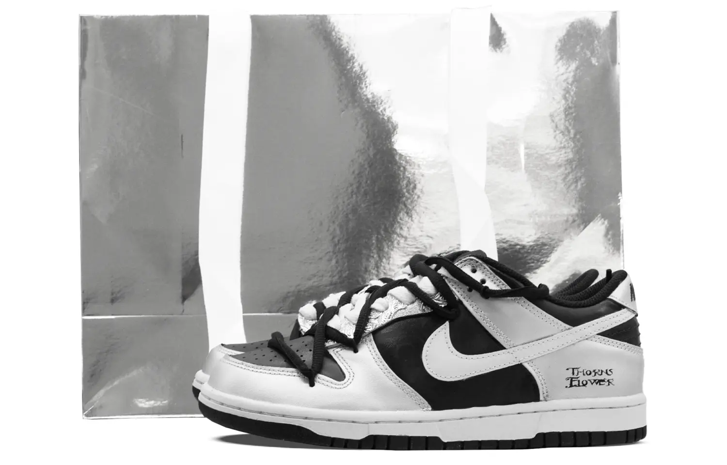 

Кроссовки Nike Dunk Skateboarding Shoes Women's Low-top Grey/black, серебряный, Серый, Кроссовки Nike Dunk Skateboarding Shoes Women's Low-top Grey/black, серебряный