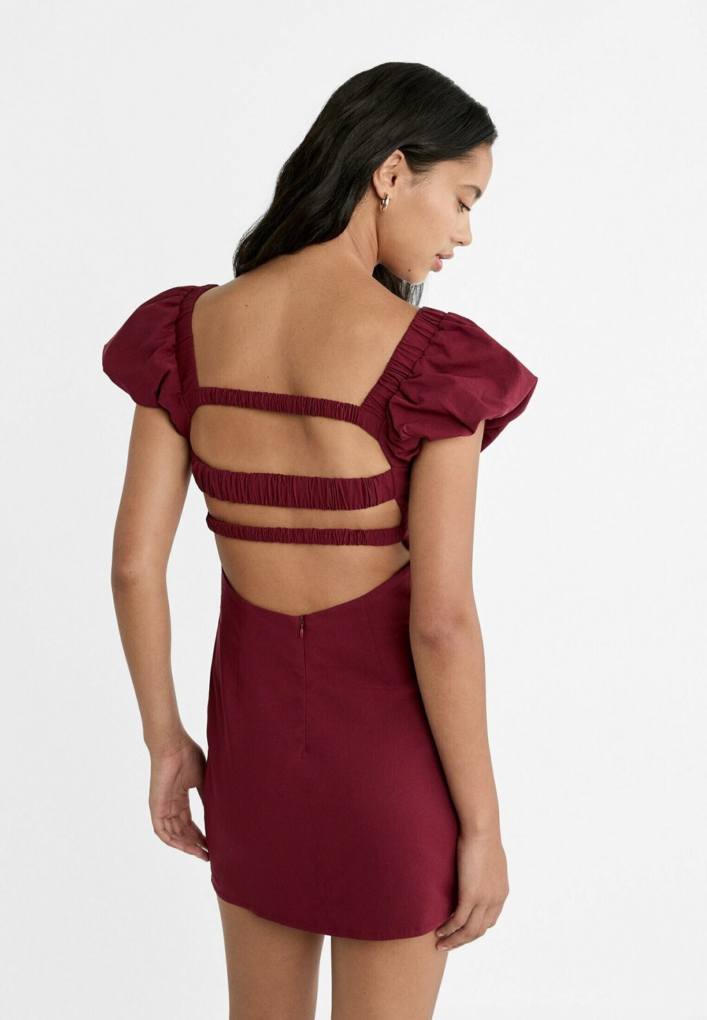 

Платье-футляр OPEN BACK Stradivarius, Бордо