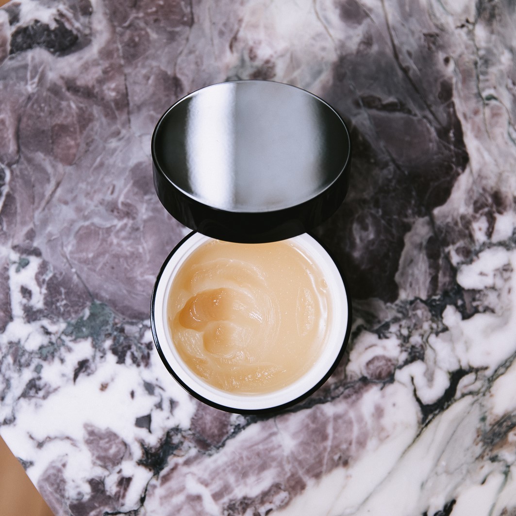 Маска для волос le baume restructurant nourrissant pour les longueurs et les pointes Hair Rituel By Sisley, вес 125 гр. — фото 4