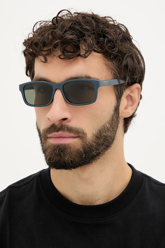 

Солнцезащитные очки Gucci, темно-синий