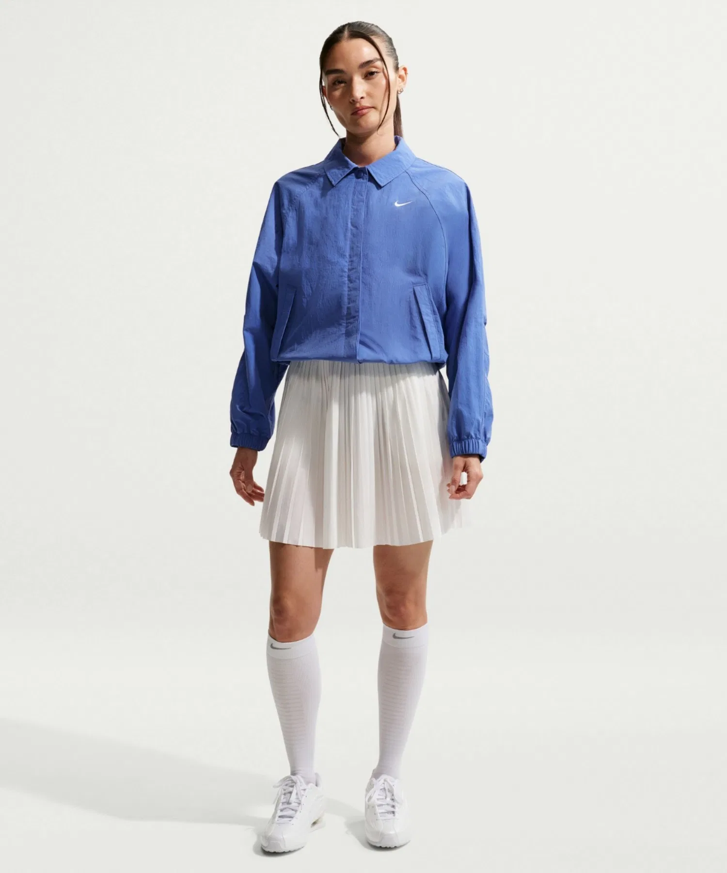 Женская юбка-плиссе NIKE Sportswear из полиэстера бежевого цвета