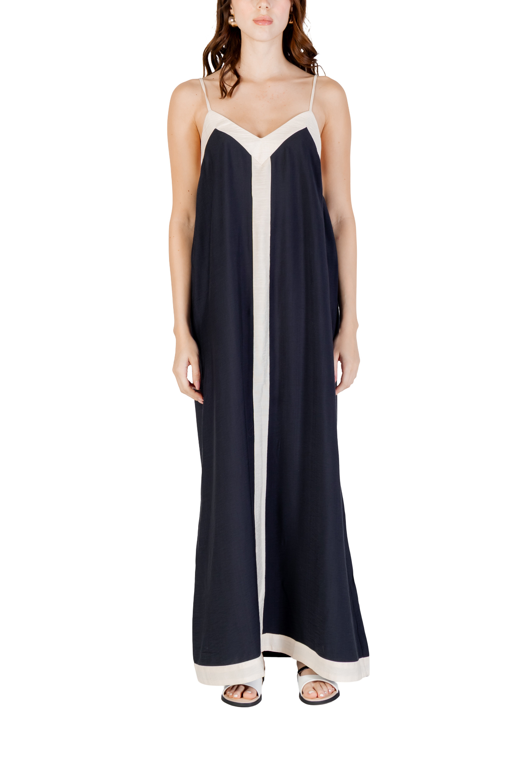 

Платья Vero Moda, черный