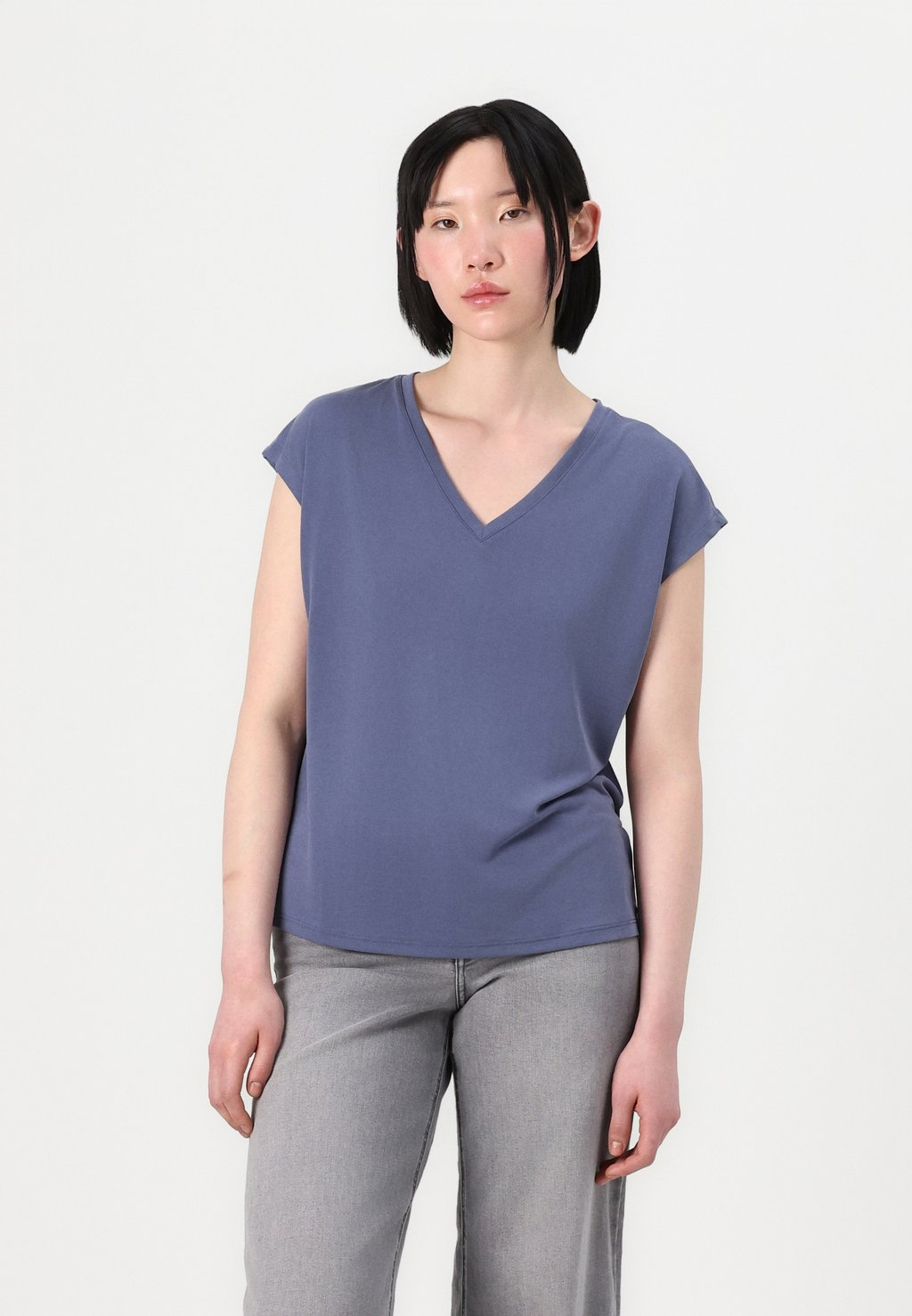 

Базовая футболка VIMODALA V NECK VILA, синий