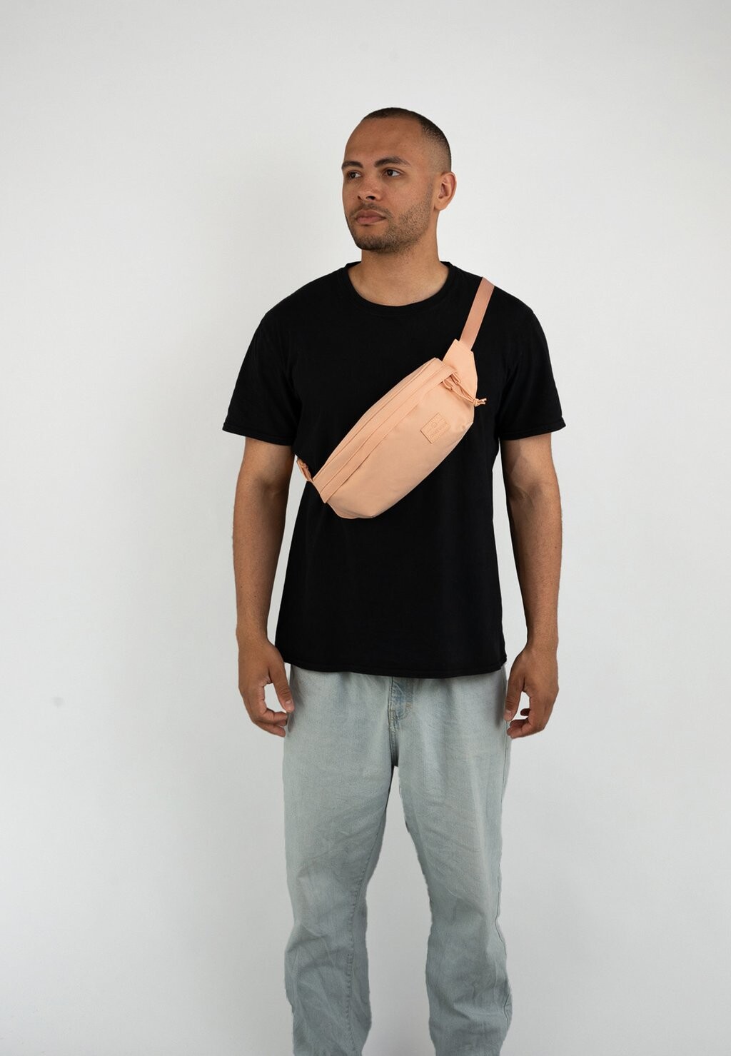 

Поясная сумка TOM Johnny Urban, абрикос