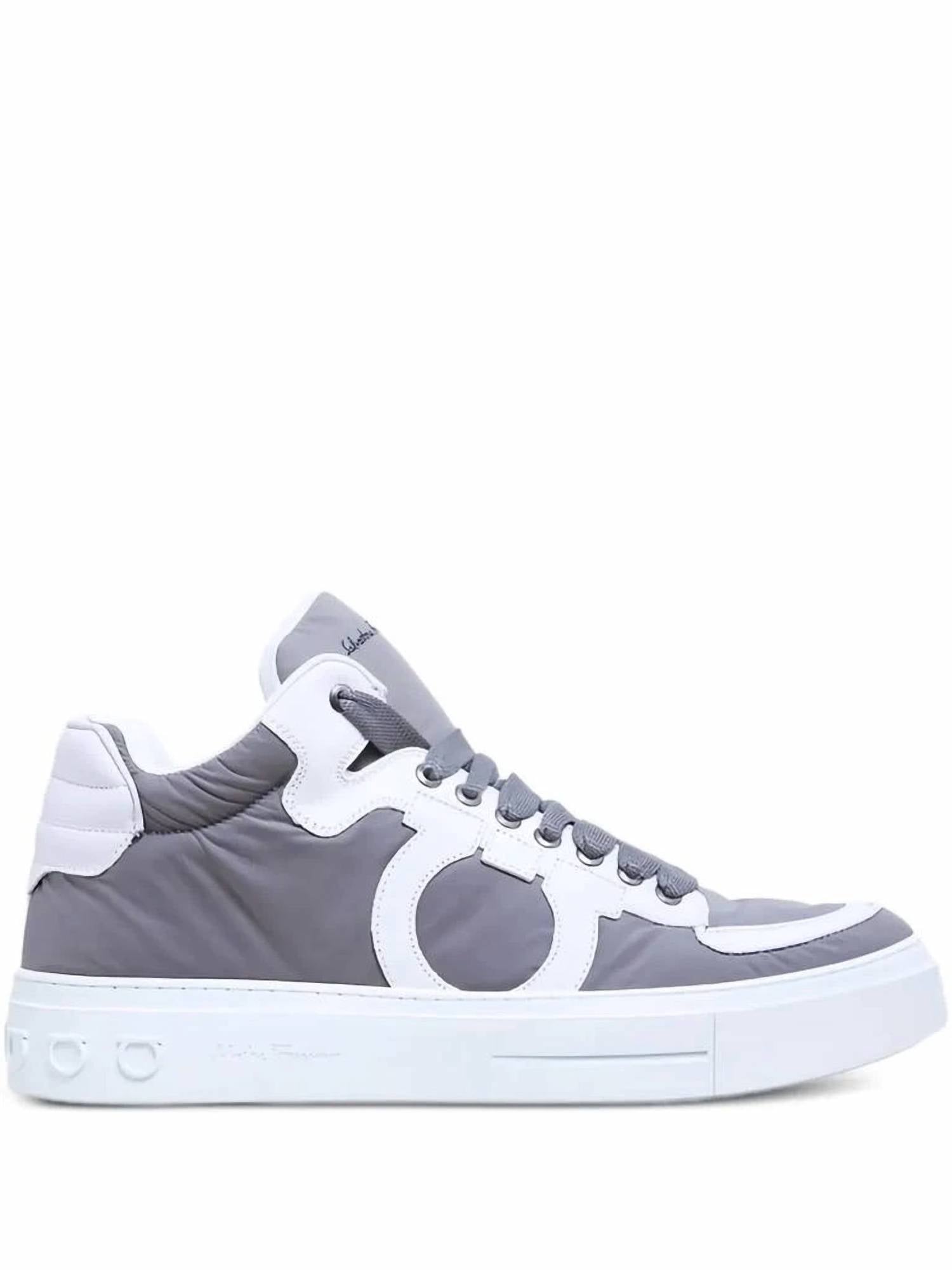 

Salvatore Ferragamo Мужские кроссовки Alta на шнуровке серого цвета