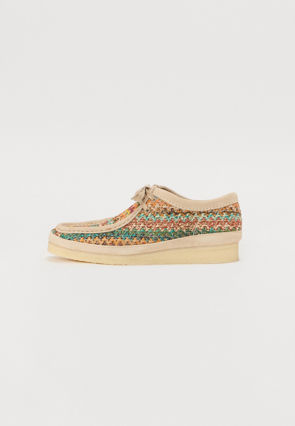 

Спортивная обувь на шнуровке WALLABEE Clarks Originals, мультиколор