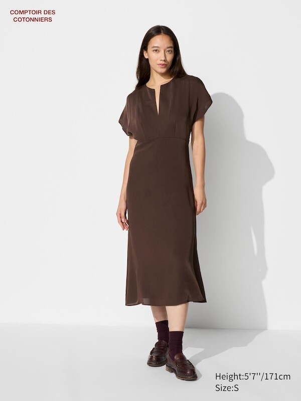 

Гладкое длинное платье v-образный вырез, длинный рукав Uniqlo, коричневый